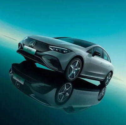 2023 croisières électriques pures des berlines 292hp de Mercedes EQE 350 s'étendent 752KM 180km/H