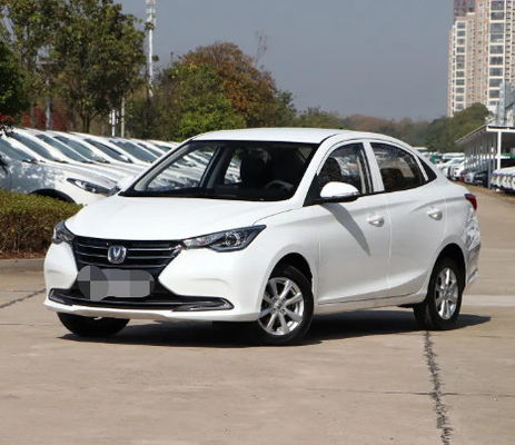 Voitures à moteur à essence utilisées 1.5L 107Hp L4 de Changan YueXiang pour la famille