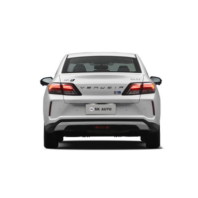 La longue croisière s'étendent l'automobile EV Dongfeng Venucia D60EV de 420km que la longue croisière s'étendent des voitures de 420km EV pour des familles