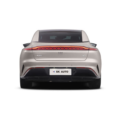Im motors L7 Dynamic 2023 Sédan électrique Longue portée 615 km Véhicule électrique