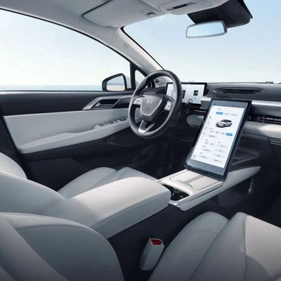 Dans l'automobile toute neuve courante des véhicules 5-Seat d'énergie de Xiaopeng P5 0km de voiture d'Ev pour des familles