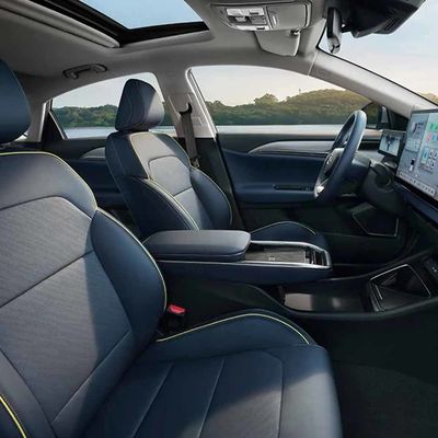 2024 Chine Geely Géométrie G6 Nouvelle voiture électrique Geely Géométrie G6 EV Voiture Durée de vie élevée de la batterie Contrôle central Grand écran