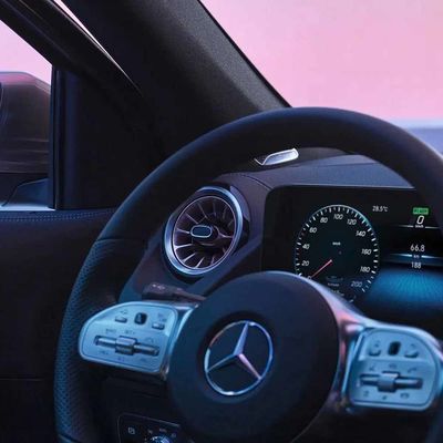 2024 Mercedes Benz EQA 260 Voiture électrique SUV de luxe 619 km Autonomie longue portée EQA EQB EQC Nouveau véhicule énergétique Voiture électrique