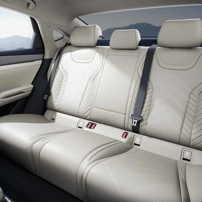 BYD Qin L Nouveau véhicule énergétique Byd Qin L Phev Sedan 80KM 120 KM Ev Range Byd Qin L Hybrid Car