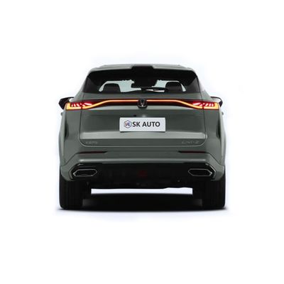 Un SUV compact hybride rechargeable ChangAn UNIZ-2024 électrique IDD 125km