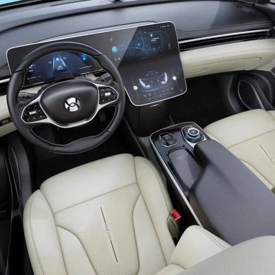 Résistance superbe utilisée de luxe de voiture électrique de Hechuang 007 SUV 2022 longue
