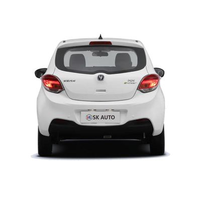 2024 Changan E-Star EV Mini Car Pure Cars électriques Euro VI Standard Les voitures électriques exemptes d'impôt