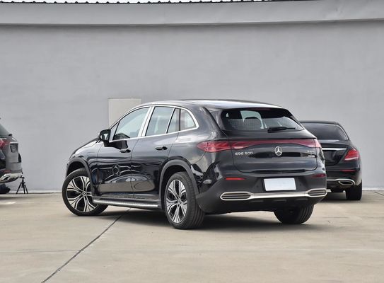 Mercedes EQE SUV Ultra- 200 km/h SUV électrique avec une autonomie étendue de 609 km et une cabine spacieuse de 5 places