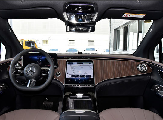 Mercedes EQE SUV Ultra- 200 km/h SUV électrique avec une autonomie étendue de 609 km et une cabine spacieuse de 5 places