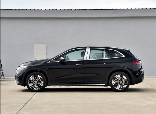 Véhicule électrique de 300 kW avec une autonomie de 609 km 2025 Mercedes EV Luxury EQE SUV avec grand espace Meilleure voiture électrique pour la conduite dans le désert