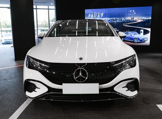 Mercedes EQE 4MATIC Berline électrique avec batterie au lithium ternaire de 96,1 KWh et 0,62 heure de charge 255/45 R19