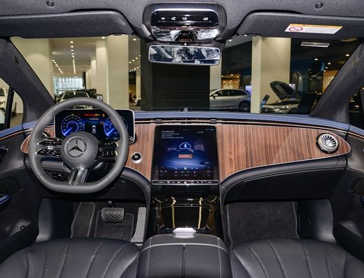 Mercedes 4MATIC voiture électrique