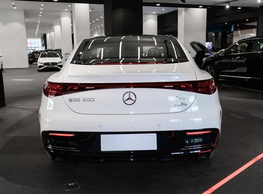 2025 Nouveau modèle Mercedes Luxury EV 0 Émission 681km Autonomie 0,62h Chargement de la berline électrique EQE