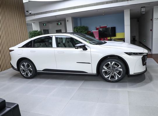 2025 Nouveau modèle de véhicule électrique électrique avec 5 places Mazda EZ6 Long Ranger Hybrid Electric Car avec toit ensoleillé