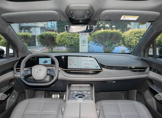 202/253 KW Motor Hongqi Limousine Voiture électrique avec une vitesse maximale de 200 Km/h et une longueur de 4925 mm