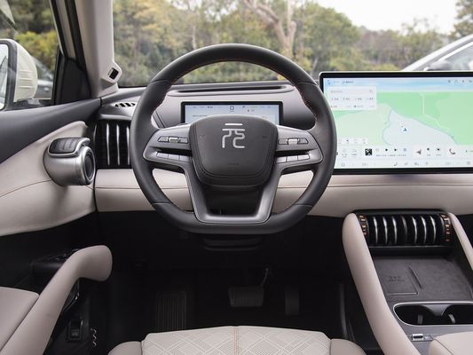 150kW BYD voiture électrique Samrt conduite 2025 Nouveau modèle Yuan Plus EV à recharge rapide Grand espace pour la famille avec toit ensoleillé