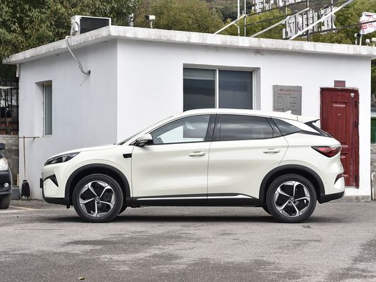 150kW BYD voiture électrique Samrt conduite 2025 Nouveau modèle Yuan Plus EV à recharge rapide Grand espace pour la famille avec toit ensoleillé
