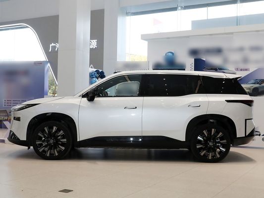 Automobile VE à moteur atmosphérique avec une autonomie CLTC de 300 km et un groupe motopropulseur électrique conçus pour la logistique