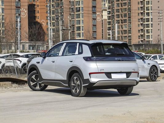 Affichage à écran tactile Caractéristiques intérieures 2025 Modèle BYD EV Voiture avec toit solaire et énergie de batterie 60,9 kWh Chargement rapide Véhicule électrique Vente à chaud