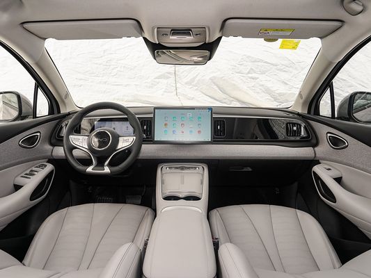 Affichage à écran tactile Caractéristiques intérieures 2025 Modèle BYD EV Voiture avec toit solaire et énergie de batterie 60,9 kWh Chargement rapide Véhicule électrique Vente à chaud