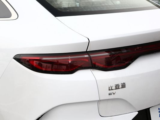 2025 BYD Electric Car Qin L EV Multi-link Suspension indépendante Chargement rapide Nouveau modèle Vente à chaud avec toit ensoleillé
