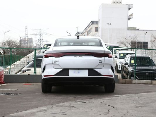 2025 BYD Electric Car Qin L EV Multi-link Suspension indépendante Chargement rapide Nouveau modèle Vente à chaud avec toit ensoleillé