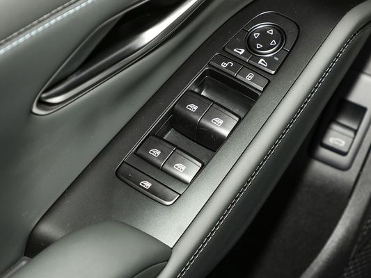 545Km de portée électrique pure et le moteur arrière pour la conduite BYD EV Car 2025 Nouveau modèle de charge rapide EV pour la famille