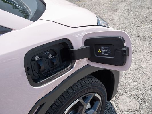2025 Nouveau modèle BYD Seagull Voiture électrique à recharge rapide Vente à chaud Mini EV Longue portée et grosse batterie 405KM