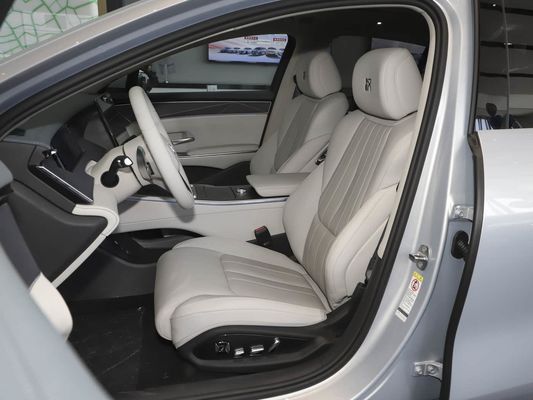 2025 Puissant véhicule électrique Han L BYD avec une puissance maximale de 500 kW et un gouvernail en cuir 1000V haute tension