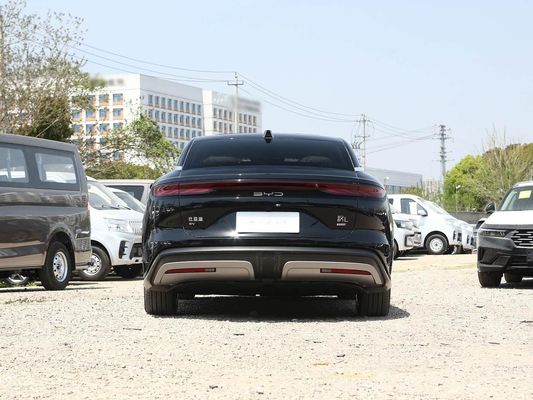 Modèle de véhicule 601km Autonomie de 83,2 kWh Capacité de la batterie AWD Chargement rapide Toit solaire Structure haute tension Confortable pour la famille