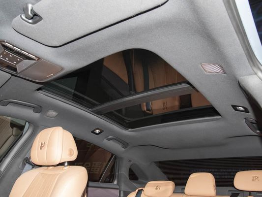 Modèle de véhicule 601km Autonomie de 83,2 kWh Capacité de la batterie AWD Chargement rapide Toit solaire Structure haute tension Confortable pour la famille