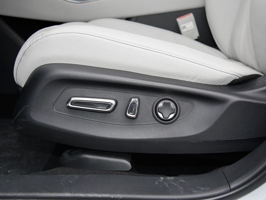 350kW de puissance du moteur SUV entièrement électrique Honda S7 Longue portée 650km Fast Charging EV Nouveau à vendre avec toit ensoleillé pour la famille