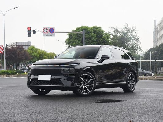 Maximisez votre expérience de conduite avec le Xpeng G9 Véhicule électrique à recharge rapide couple maximal du moteur 695N.m Puissance maximale du moteur 423kW Vitesse maximale 200km/h