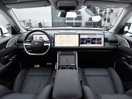 Maximisez votre expérience de conduite avec le Xpeng G9 Véhicule électrique à recharge rapide couple maximal du moteur 695N.m Puissance maximale du moteur 423kW Vitesse maximale 200km/h