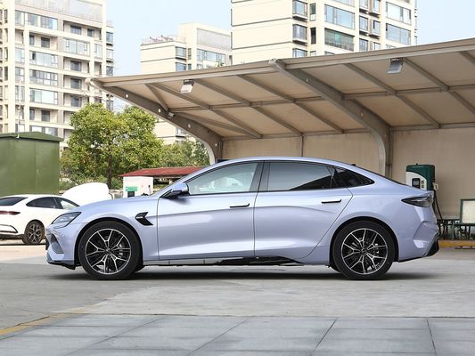 2025 BYD Véhicule électrique Seal EV Smart Modèle 650KM Longue portée 80,64kWh Batterie à recharge rapide Vente à chaud avec toit ensoleillé