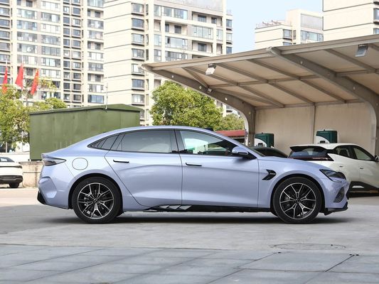 2025 BYD Véhicule électrique Seal EV Smart Modèle 650KM Longue portée 80,64kWh Batterie à recharge rapide Vente à chaud avec toit ensoleillé