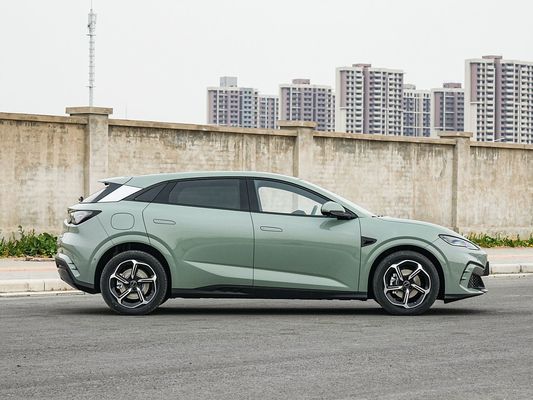 2025 BYD Sceau de véhicule électrique 06GT Temps de charge rapide de 0,33 Hrs et Performance Longue portée 550KM Grande batterie avec toit ensoleillé pour la famille