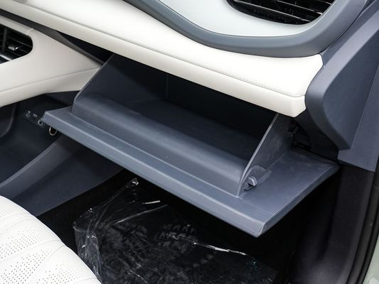 2025 BYD Sceau de véhicule électrique 06GT Temps de charge rapide de 0,33 Hrs et Performance Longue portée 550KM Grande batterie avec toit ensoleillé pour la famille