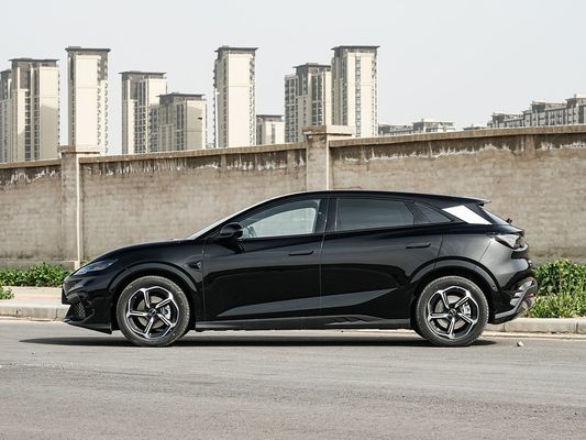 2025 Seal 06 GT 310kW Puissance maximale du moteur BYD EV Voiture avec une autonomie de 605 km et une capacité de batterie de 72,96 kWh Voiture électrique à toit ensoleillé de performance parfaite