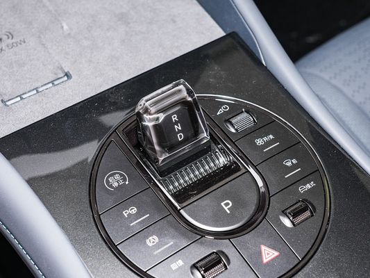 2025 Seal 06 GT 310kW Puissance maximale du moteur BYD EV Voiture avec une autonomie de 605 km et une capacité de batterie de 72,96 kWh Voiture électrique à toit ensoleillé de performance parfaite