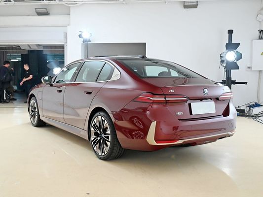 2025 BMW I5 Luxury Electric Cars Bonne performance xDrive Longue portée 651KM Fast Charging EV Nouveau modèle de berline avec toit ensoleillé BMW Série 5