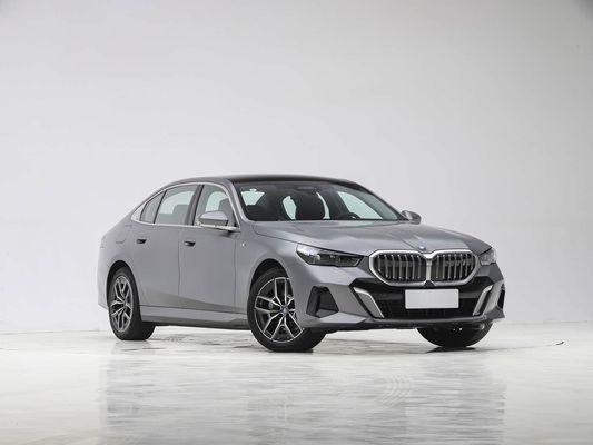 Nouveau modèle BMW I5 eDrive 2025 Vente à chaud Véhicule électrique Longue portée Plus de 700KM EV Limousine à recharge rapide Berline avec grand toit